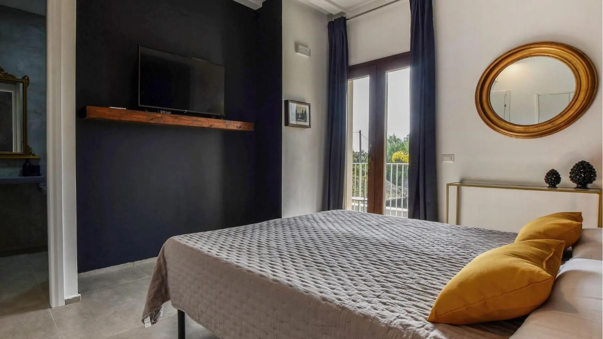 Nice Home In Mascali With Private Swimming Pool, Can Be Inside Or Outside 0*,  Italien